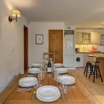 Apartman Apartment Chamouny, Alpes Agency, Chamonix, Sleeps 8 *