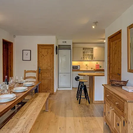 Apartment Chamouny - Alpes Travel - - Sleeps 8 Chamonix