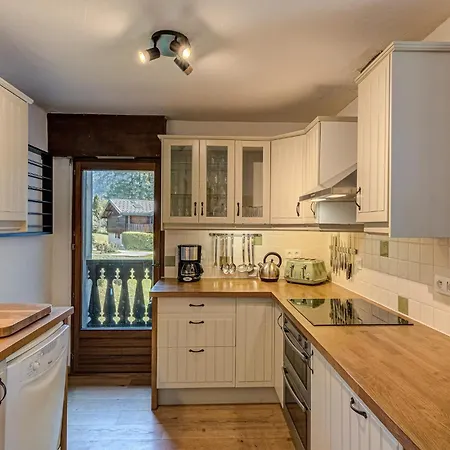 Chamouny - Alpes Travel - - Sleeps 8 Chamonix
